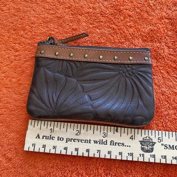 Fossil Leather pouch, small leather wristlet - Picture 1 of 3